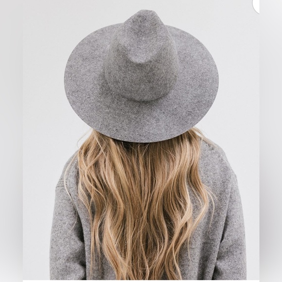 NWOT Women’s Gigi PIP Scottie Hat in Grey 100% Wool Size 55/XS - Picture 4 of 13